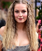 Filename=HDBR083.jpg
Filesize=4184KiB
Dimensions=2278x3000
Date added=Jun 13, 2024 HDBR083.jpg